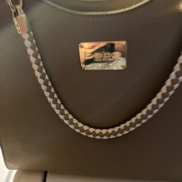 BEBE LOS ANGELES SATCHEL PEBBLED LEATHER - Picture 3 of 13